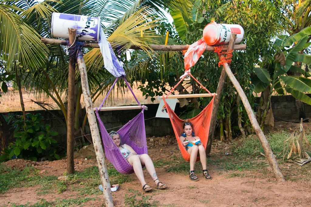Wonderland Hostel Anjuna Buitenkant foto