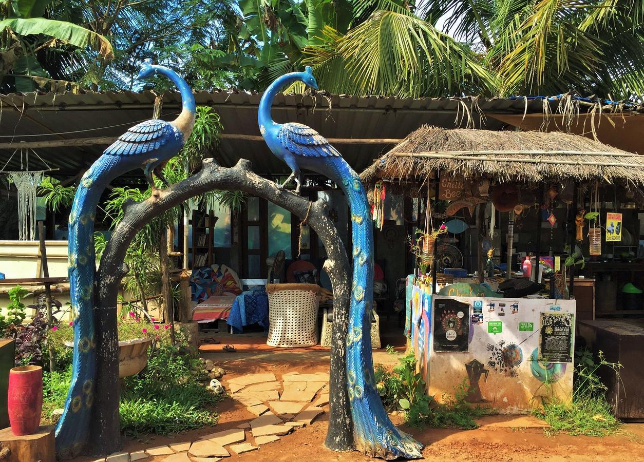 Wonderland Hostel Anjuna Buitenkant foto