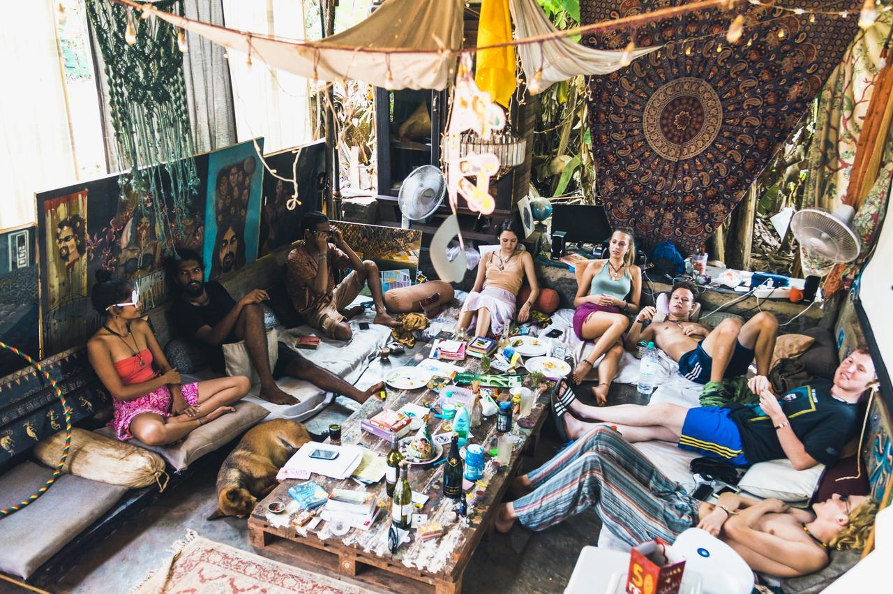Wonderland Hostel Anjuna Buitenkant foto