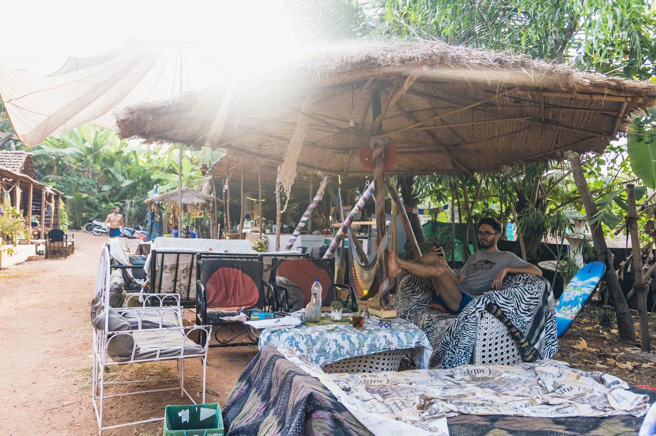 Wonderland Hostel Anjuna Buitenkant foto