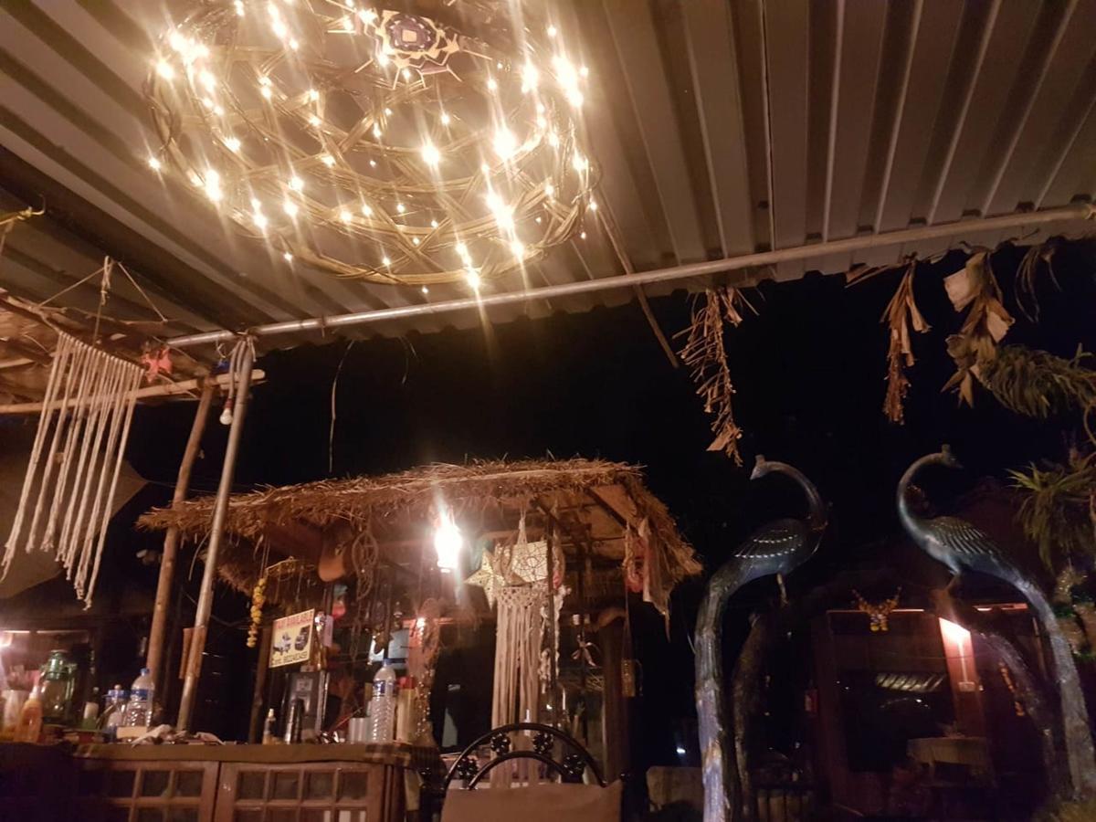 Wonderland Hostel Anjuna Buitenkant foto