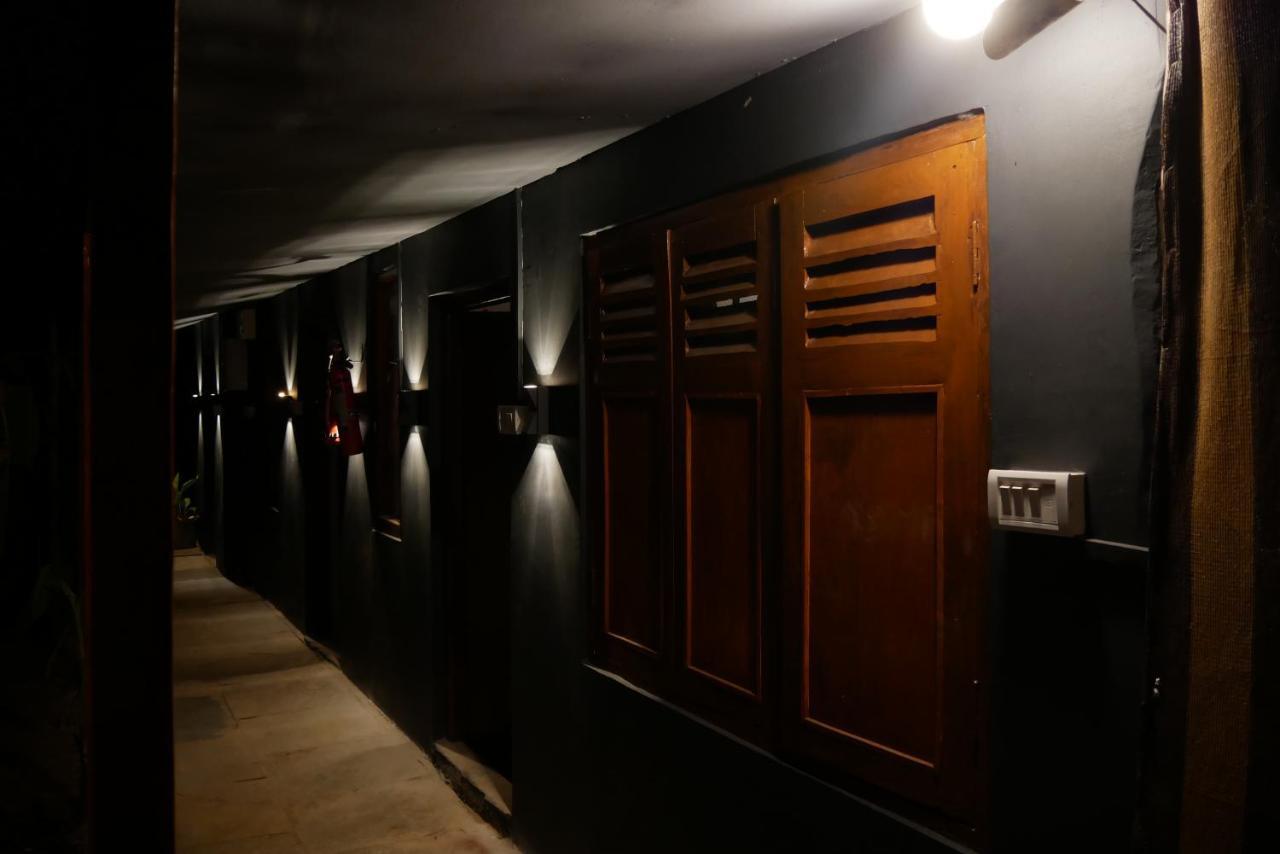 Wonderland Hostel Anjuna Buitenkant foto
